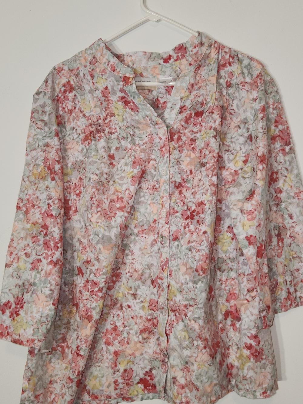 Floral Blouse in Coral & Pastel. Alfred Dunner 22W